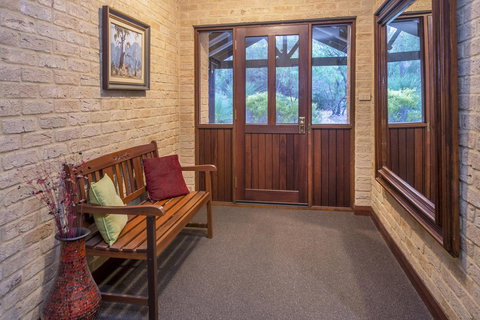 53 Martina Drive - New South Wales Tourism  28