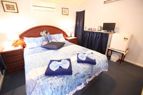 Jacaranda Guest House - New South Wales Tourism  22