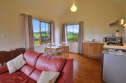 Balingup Highview Chalets - New South Wales Tourism  4