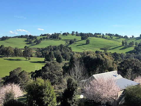 Balingup Highview Chalets - New South Wales Tourism  1