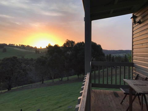 Balingup Highview Chalets - New South Wales Tourism  11