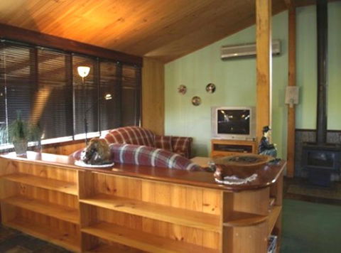 Pemberton Old Picture Theatre Holiday Apartments - New South Wales Tourism  17