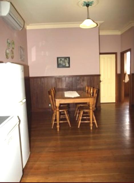Pemberton Old Picture Theatre Holiday Apartments - New South Wales Tourism  11