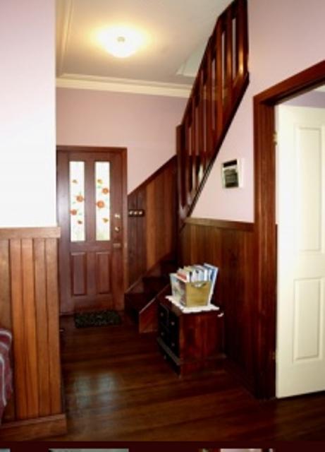 Pemberton Old Picture Theatre Holiday Apartments - New South Wales Tourism  2