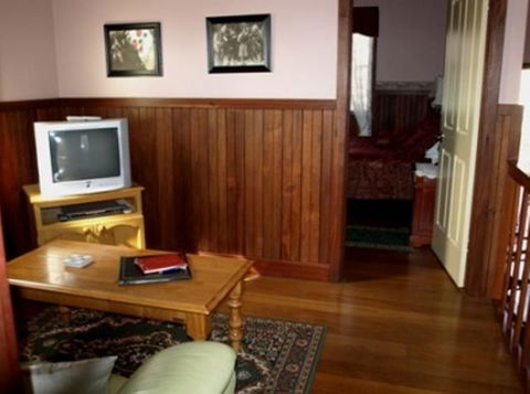Pemberton Old Picture Theatre Holiday Apartments - New South Wales Tourism  31