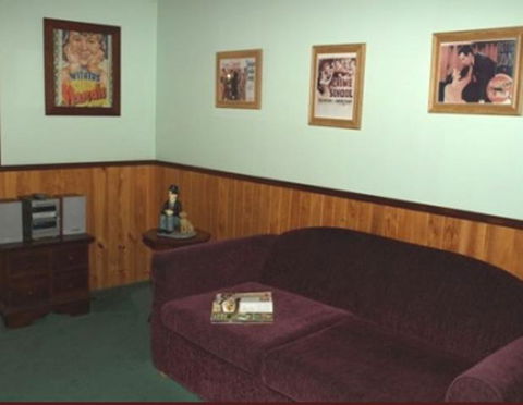 Pemberton Old Picture Theatre Holiday Apartments - New South Wales Tourism  10