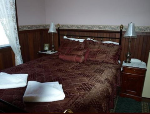 Pemberton Old Picture Theatre Holiday Apartments - New South Wales Tourism  43