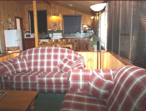 Pemberton Old Picture Theatre Holiday Apartments - New South Wales Tourism  8