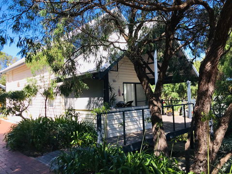 Zephyr Studio - New South Wales Tourism  1