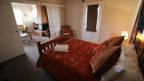 Daisy Cottage - New South Wales Tourism  18