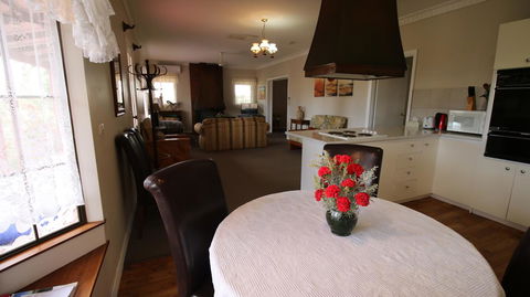 Daisy Cottage - New South Wales Tourism  20