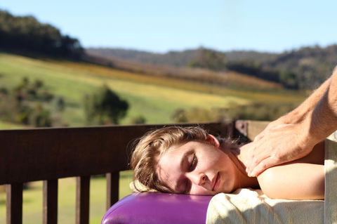 Bickley Valley Cottage - New South Wales Tourism  11