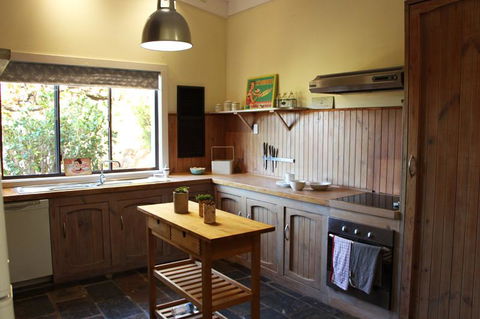 Bickley Valley Cottage - New South Wales Tourism  5