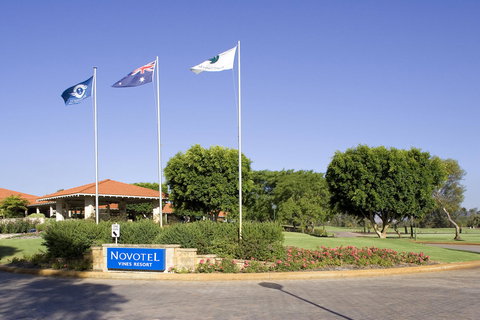 Novotel Vines Resort Swan Valley - New South Wales Tourism  24