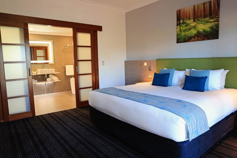 Novotel Vines Resort Swan Valley - New South Wales Tourism  2