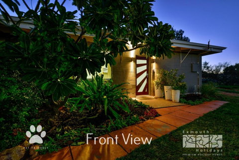 13 Learmonth Street - Close To Town Centre - New South Wales Tourism  0