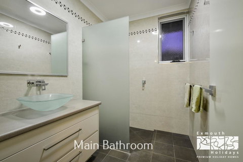 13 Learmonth Street - Close To Town Centre - New South Wales Tourism  10