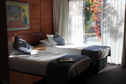 The Pemberton Hotel - New South Wales Tourism  6