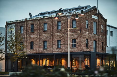 The Premier Mill Hotel - New South Wales Tourism  15