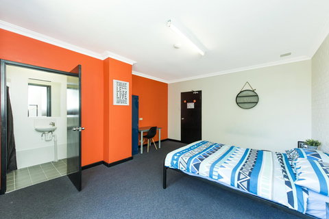 Billabong Backpackers Resort - New South Wales Tourism  10