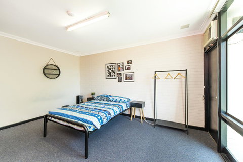 Billabong Backpackers Resort - New South Wales Tourism  9