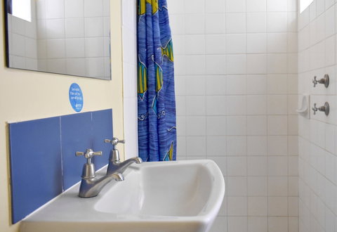 Billabong Backpackers Resort - New South Wales Tourism  2