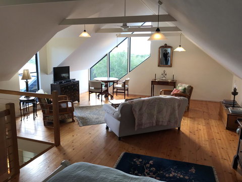 Orion Studio With Ocean Views - New South Wales Tourism  14