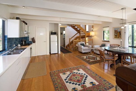 Orion Studio With Ocean Views - New South Wales Tourism  0