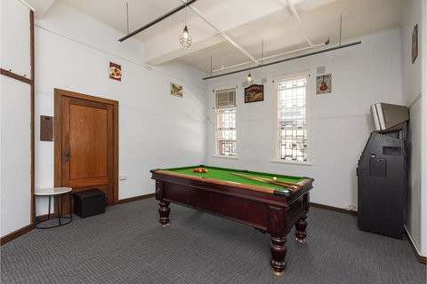 The Old Swan Barracks - New South Wales Tourism  9