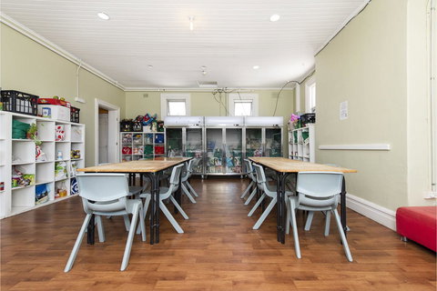 The Old Swan Barracks - New South Wales Tourism  12