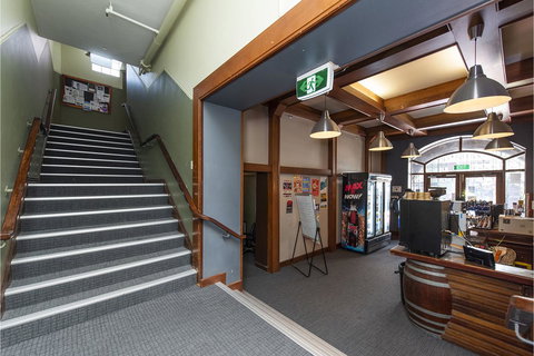 The Old Swan Barracks - New South Wales Tourism  1