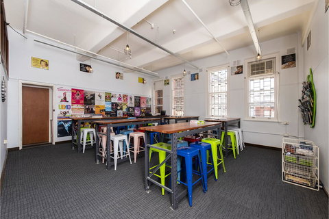 The Old Swan Barracks - New South Wales Tourism  7