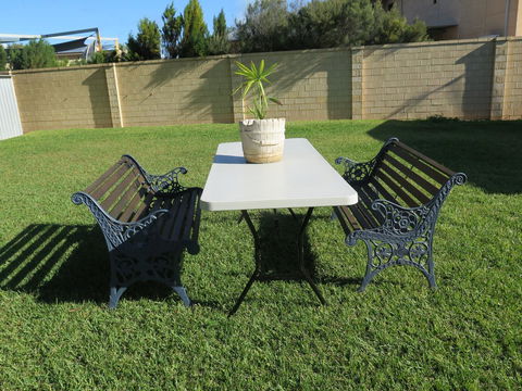 Jurien Beachfront Holiday Units - New South Wales Tourism  6