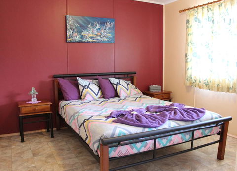 Jurien Beachfront Holiday Units - New South Wales Tourism  15