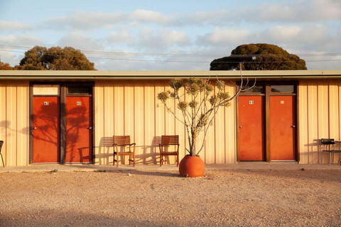 EUCLA MOTOR HOTEL - New South Wales Tourism  7