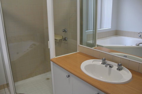 Mandurah Ocean Marina Chalets - New South Wales Tourism  25