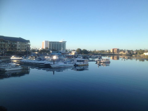 Mandurah Ocean Marina Chalets - New South Wales Tourism  42