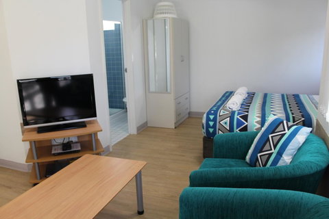 Mandurah Ocean Marina Chalets - New South Wales Tourism  34