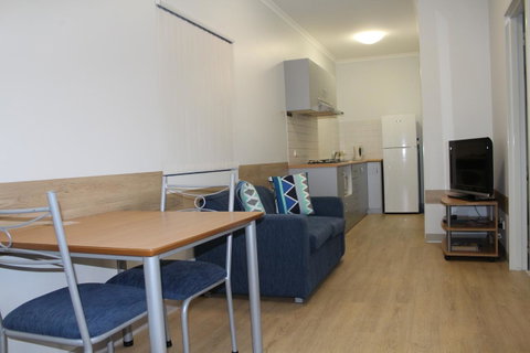 Mandurah Ocean Marina Chalets - New South Wales Tourism  6