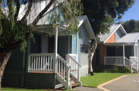 Mandurah Ocean Marina Chalets - New South Wales Tourism  0
