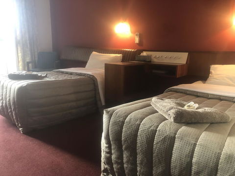 Kambalda Hotel - New South Wales Tourism  34