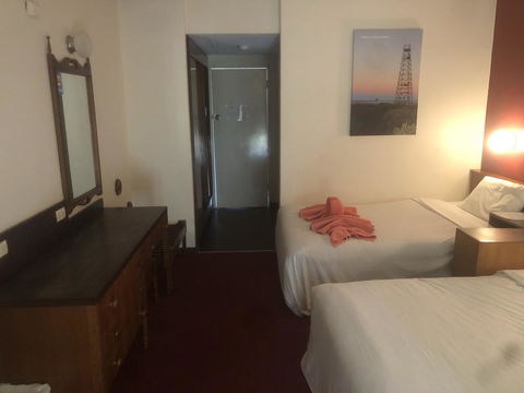 Kambalda Hotel - New South Wales Tourism  44