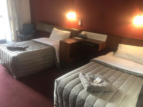 Kambalda Hotel - New South Wales Tourism  18