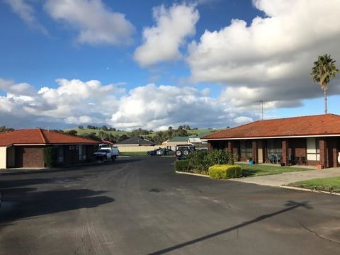Donnybrook Motel - New South Wales Tourism  1