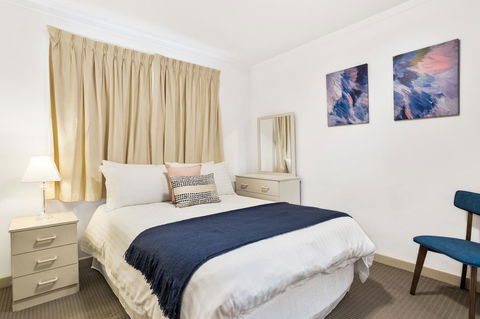 South Perth Executive Apartment - New South Wales Tourism  6