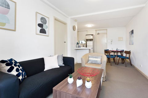 South Perth Executive Apartment - New South Wales Tourism  2