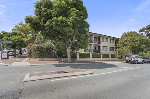 Gorgeous 26 1 Bed Designer Fitout Perfect Location - New South Wales Tourism  25
