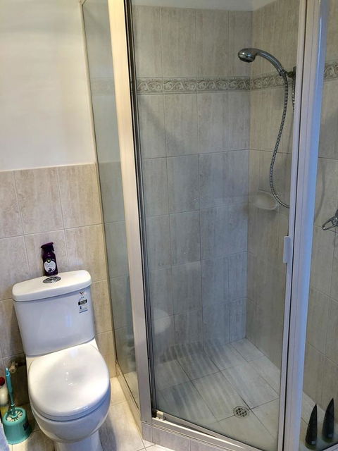 Charming Quiet Lodge-2 Minutes Walk To Shopping Complex - New South Wales Tourism  22