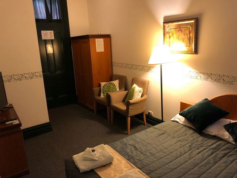The Palace Hotel - New South Wales Tourism  3