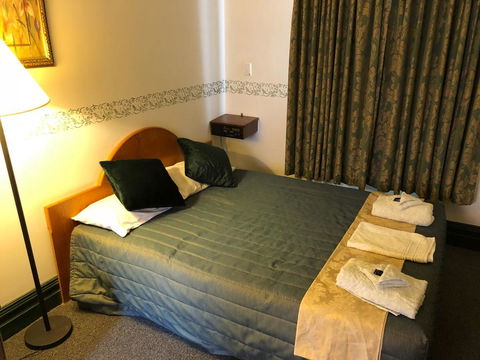 The Palace Hotel - New South Wales Tourism  6